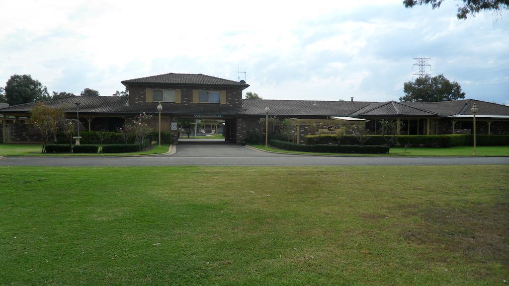 Quality Inn Carriage House Wagga Wagga Luaran gambar