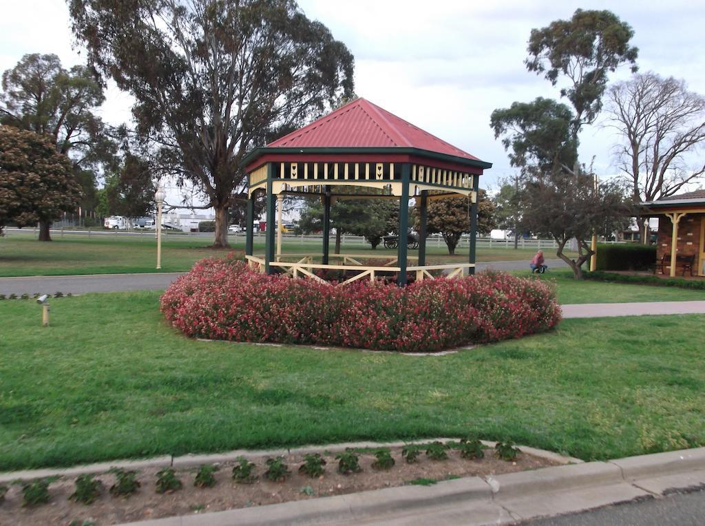 Quality Inn Carriage House Wagga Wagga Luaran gambar