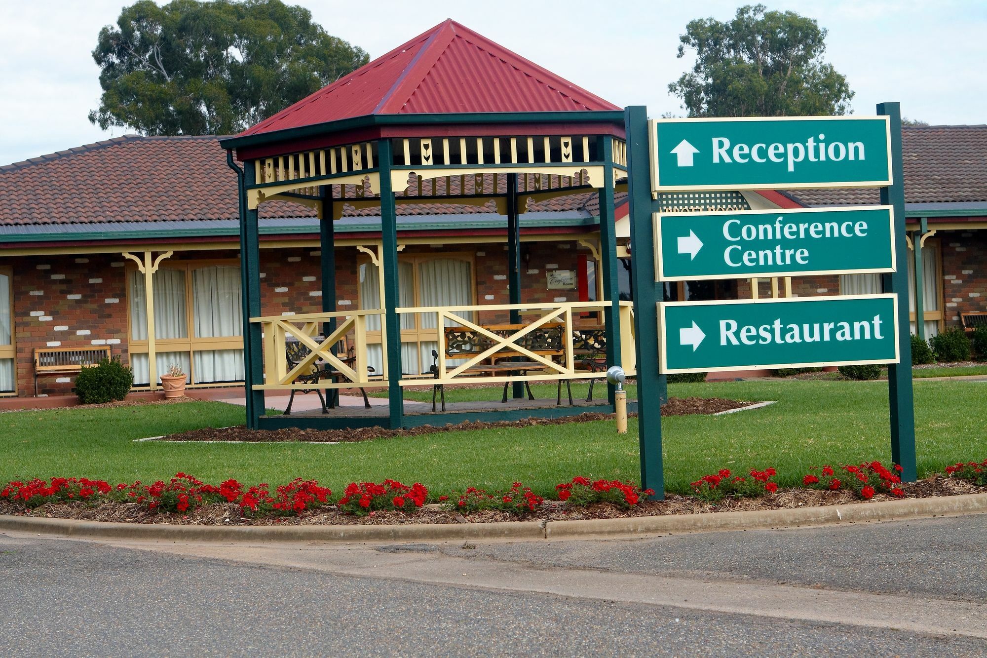 Quality Inn Carriage House Wagga Wagga Luaran gambar